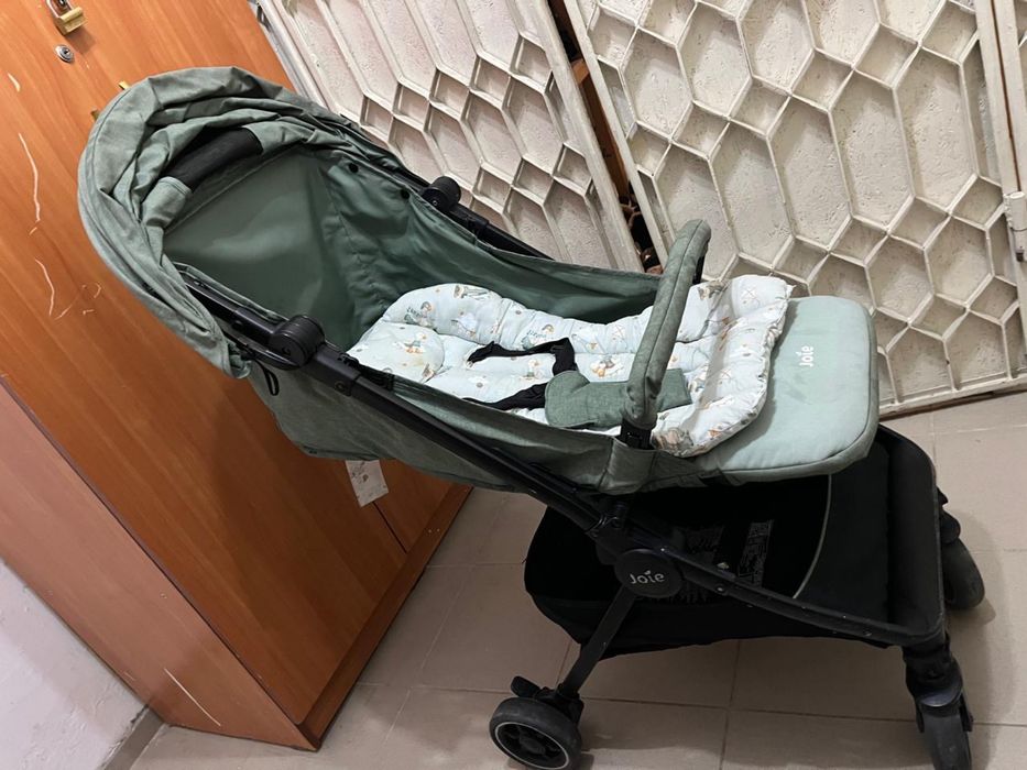 Детская коляска прогулочная joie