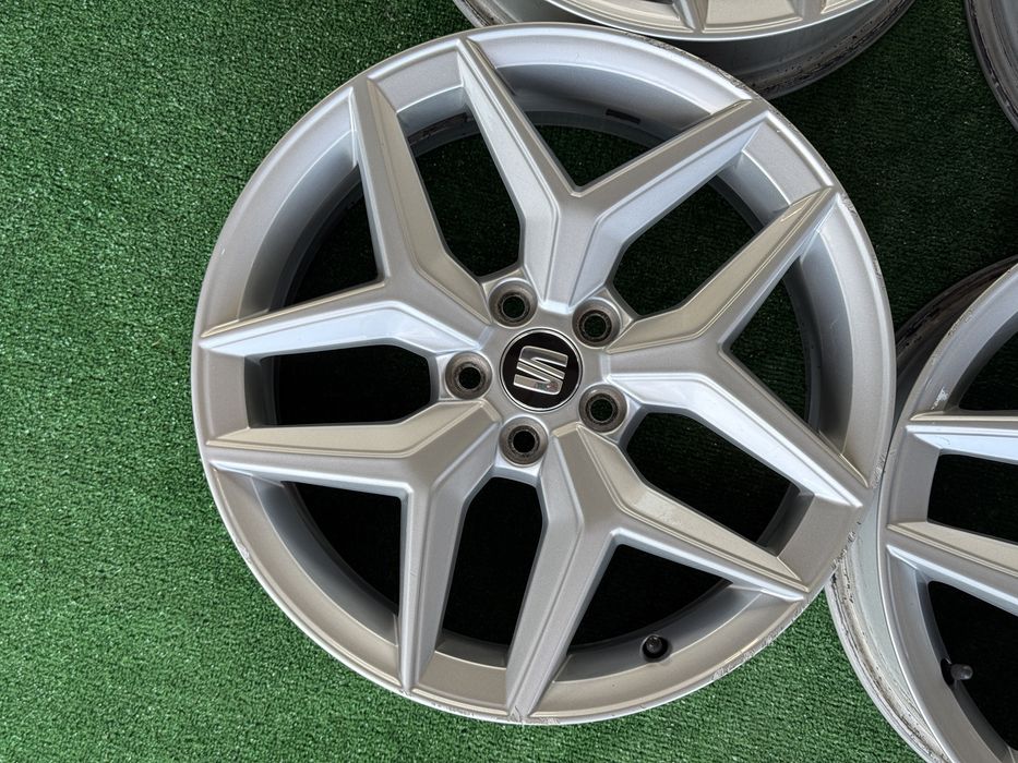 4бр. ОТЛИЧНИ 17” ОРИГИНАЛНИ Джанти 5х100 за -SEAT/SKODA/AUDI/VW/Vag- 7.0Jx17H2, ET51