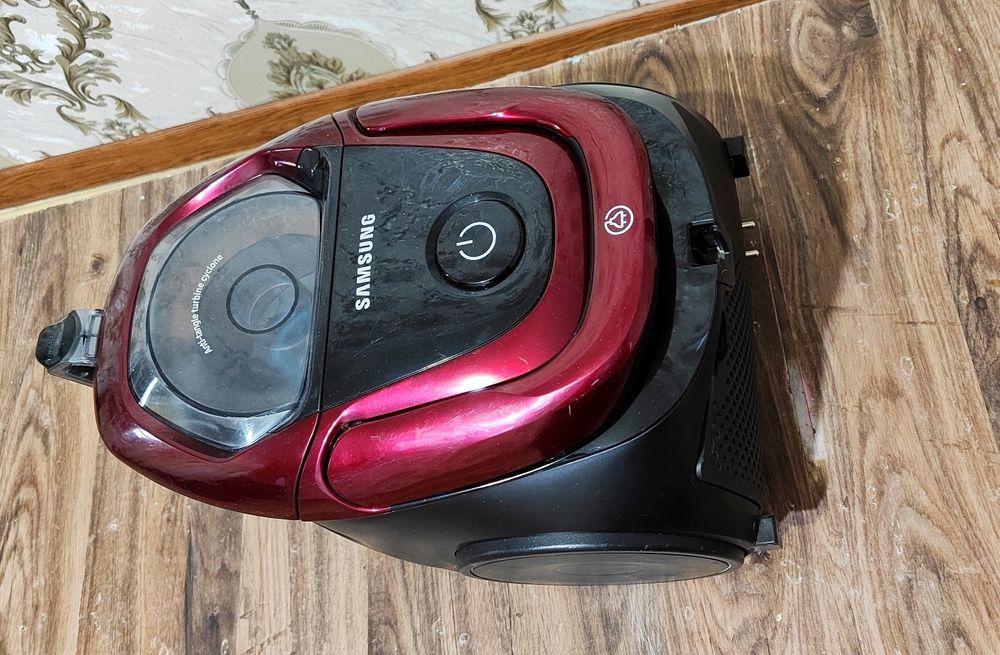 пилесос Samsung 2000watt