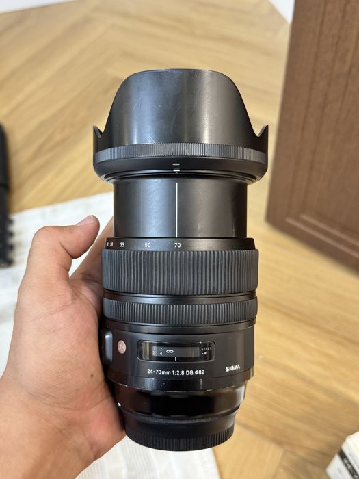 Sigma 24-70 для Canon.