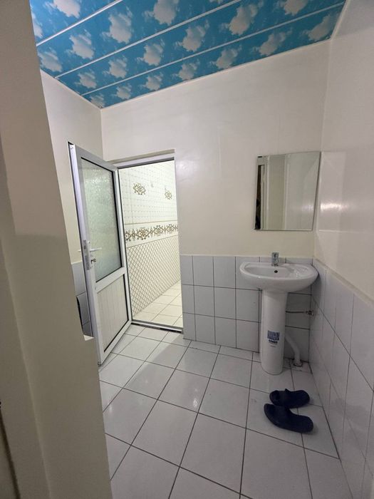 Назарбек Харакат 4 сотихли уй соотилади