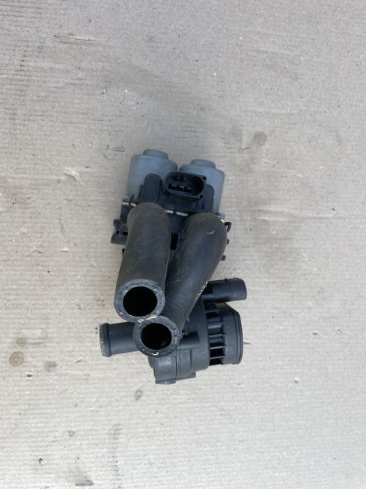 Pompa recilculare Apa Audi A6 (4F, C6) 2004 > 2011 4F1959617A 2.0 TDI