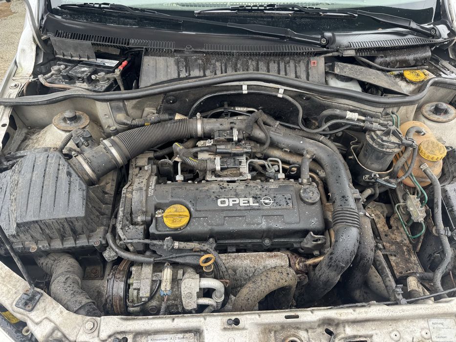 Opel combo 1.7 disel само на части