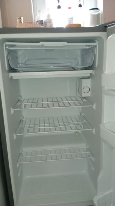 Холодильник сатылады