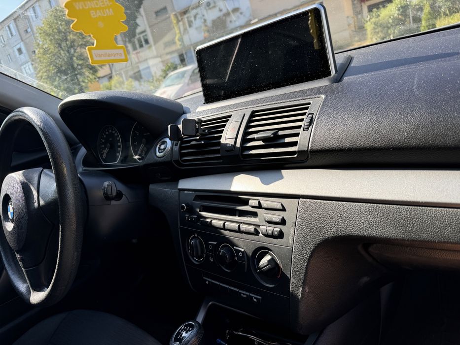 BMW seria 1 E87 an 2009