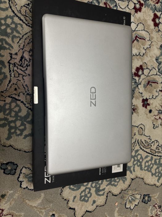 Ноутбук  хороший