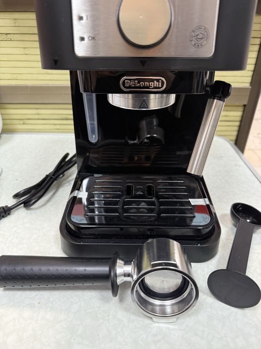 Кафемашина DeLonghi EC260.BK