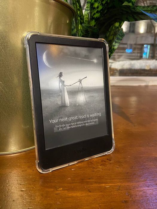 Kindle (2022, 11-е поколение) + чехол