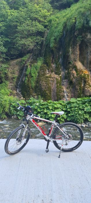 Vând  bicicletă Cube stare 10/10 ca nouă