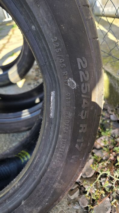 225 45 19 96w 255 35 19 96Y 225 45 17 91w 205 50 17 vara