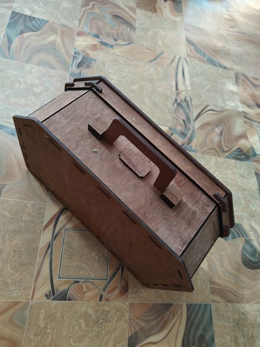 Продам подарочную упаковку в виде чемодана для ЛЮБИМОГО.