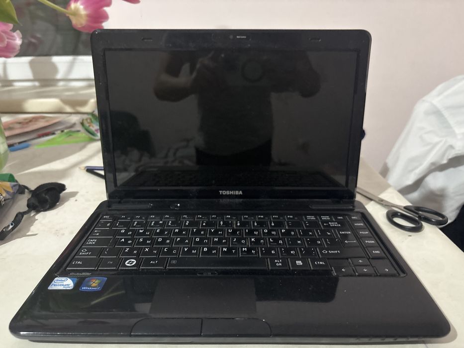 Toshiba ноутбук продам