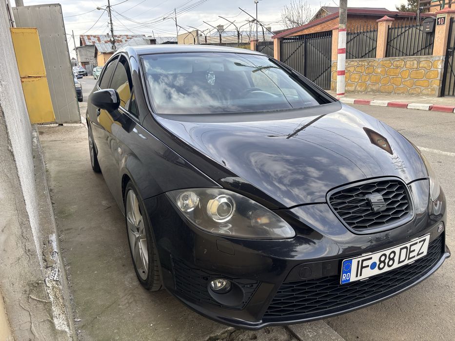 SEAT Leon 2010 — imagine 4