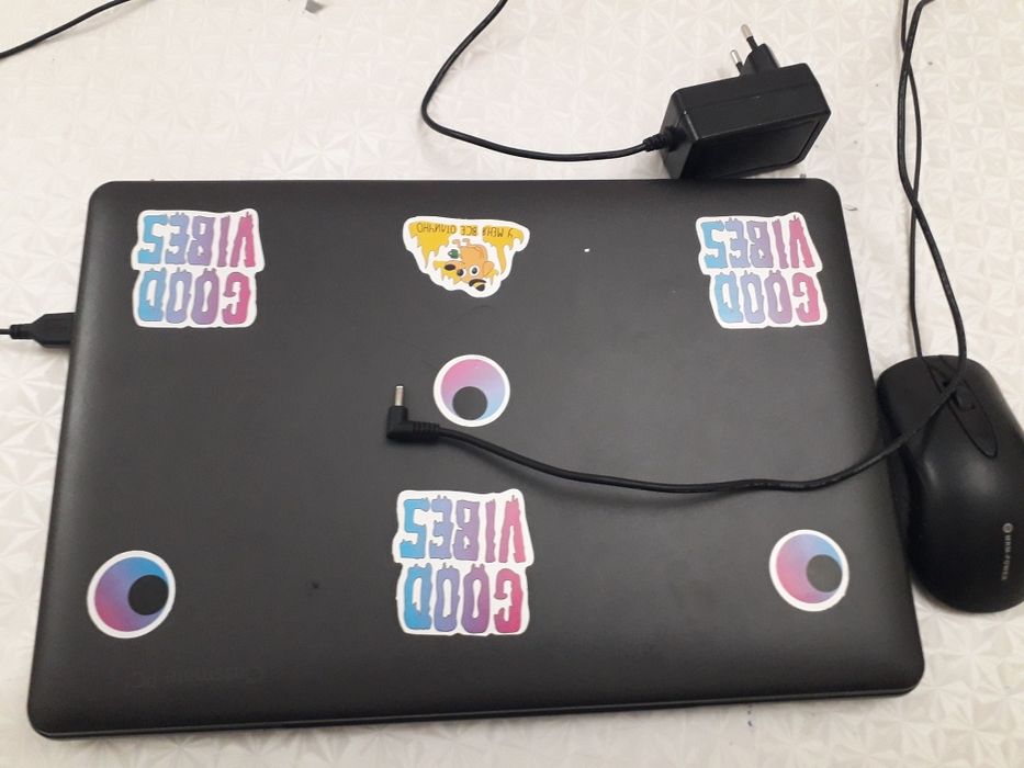 Срочно ноутбук 4 ядерный