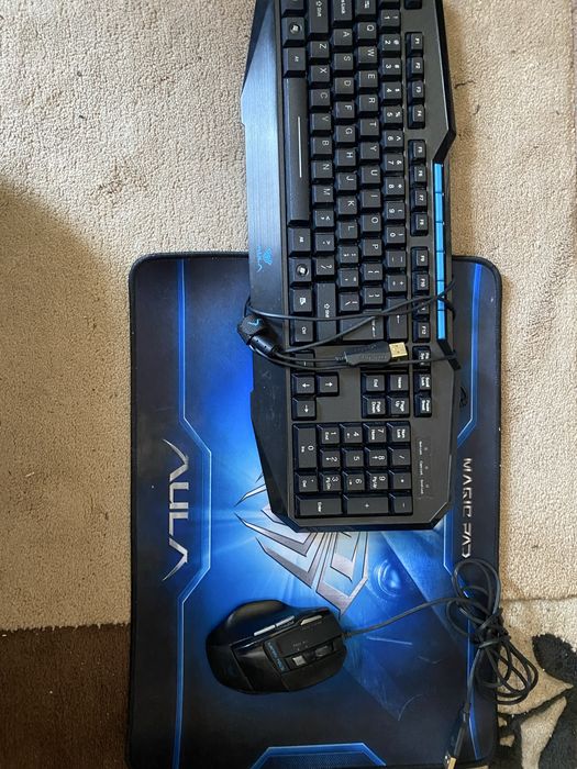 Gaming мишка, клавиатура и mouse pad Aula.