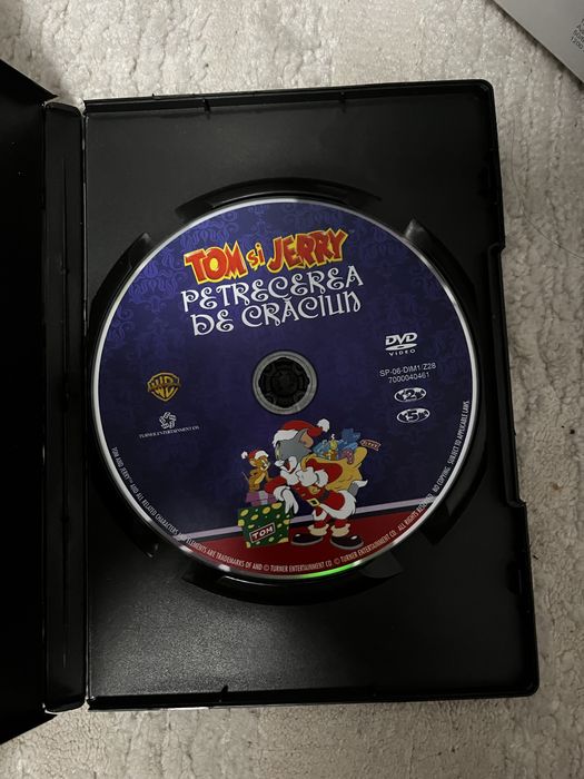 CD-uri cu Tom si jerry si Clubul lui Mickey