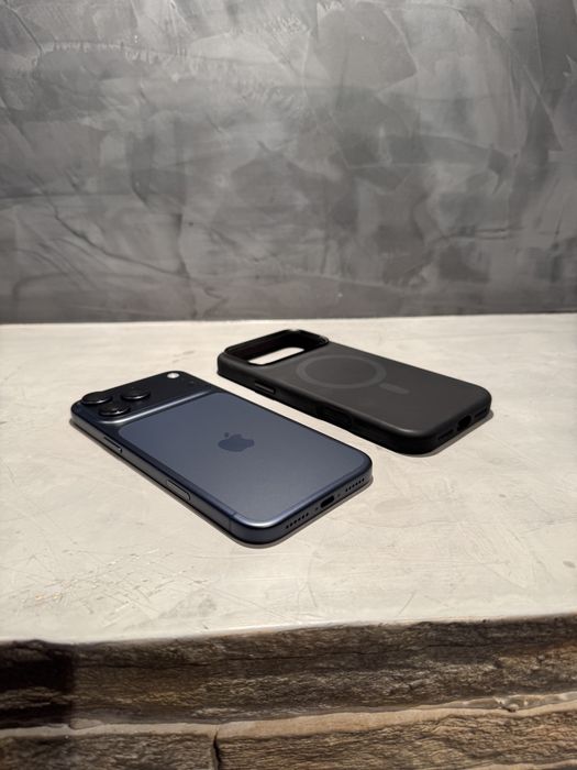 КАТО ЧИСТО НОВ Iphone 17 Pro Max 256 GB Blue