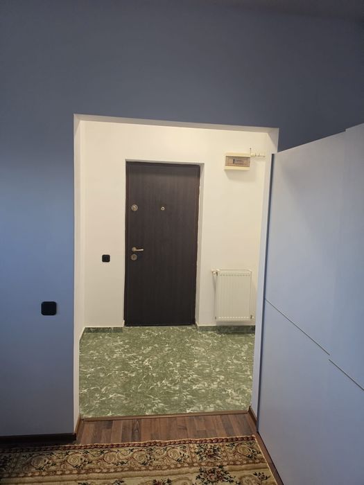 Închiriez garsonieră confort 1