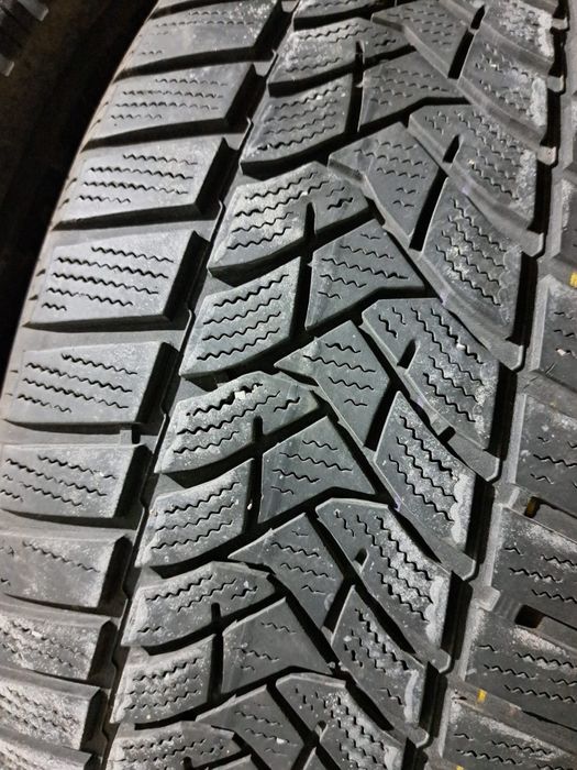 4 anvelope iarnă 205 55 r16 Dunlop
