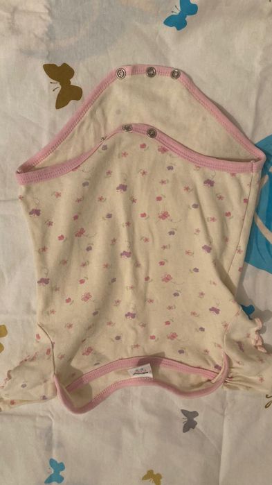 Продам вещи для новорожденных девочек