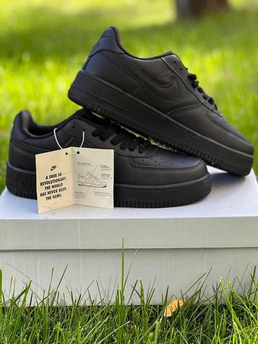 Adidasi Nike Air Force 1 triple black produs NOU