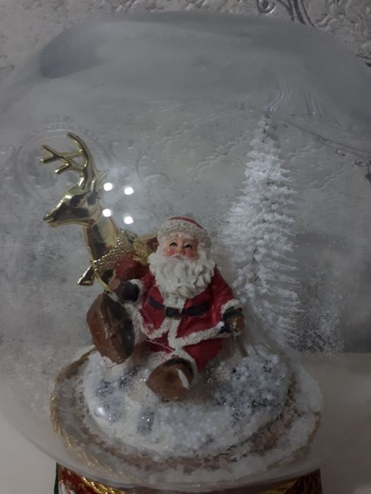 Новогодний музыкальный шар