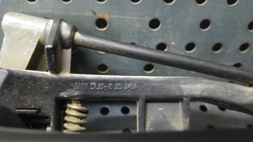 Maner usa dreapta fata bmw seria 3 e46 51218253454