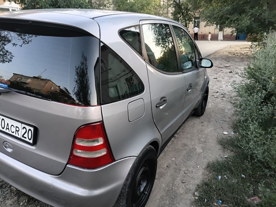 Продам машину мерседес а 160