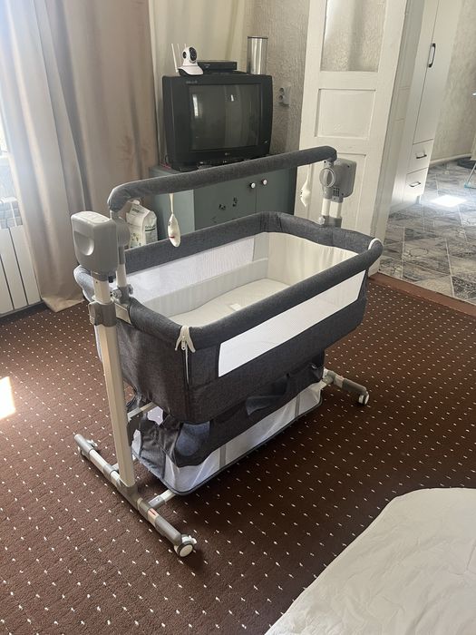 Продам манеж-кровать