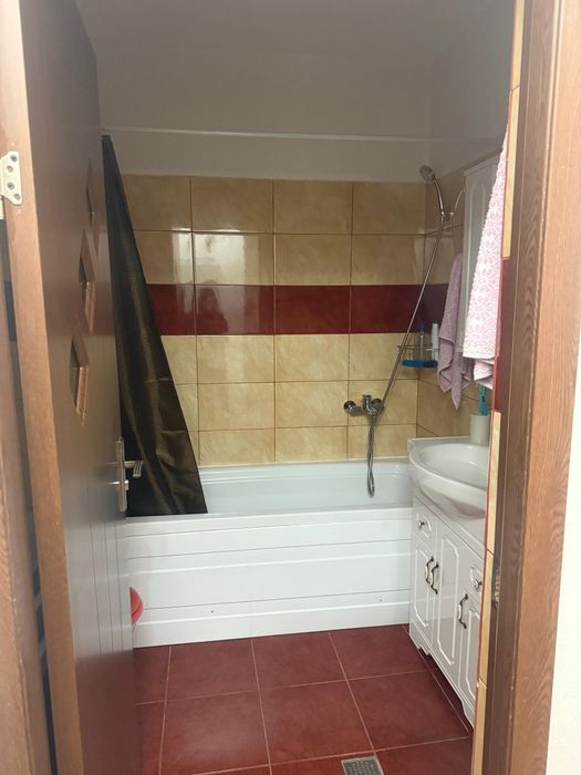 Ofer spre închiriere apartament mobilat  Bragadiru