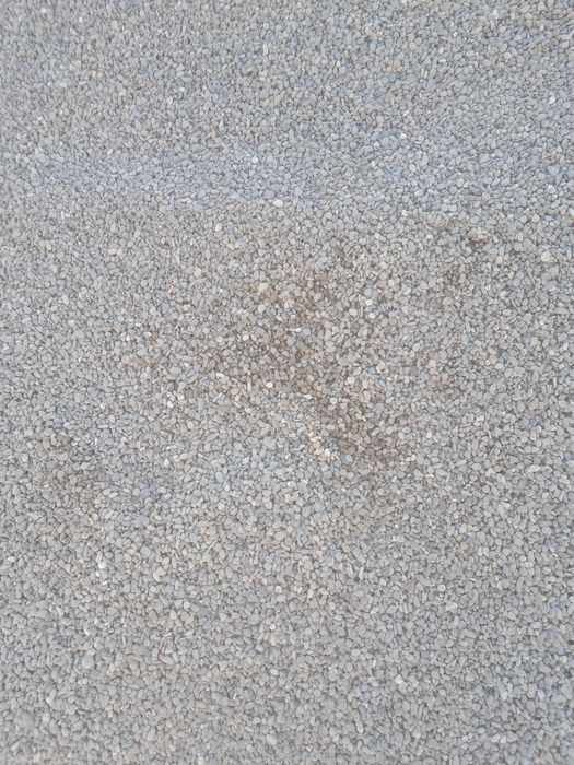 Balast nisip sort pămînt negru piatră pt drum piatră decorativă