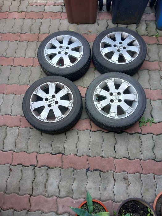Vând 4 roți pentru Opel