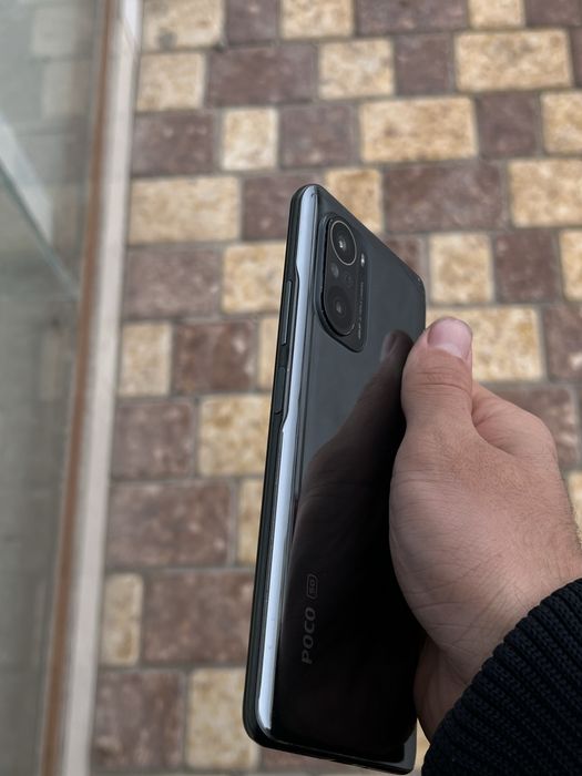 Poco F3 Новый в идеальным состаяние