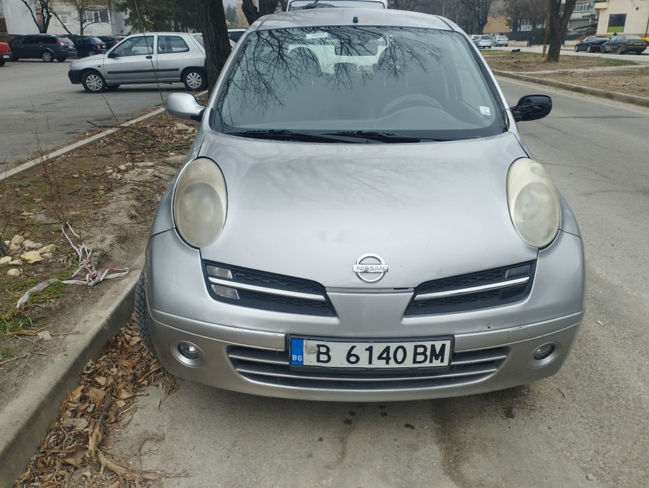 Нисан Микра 1.2 бензин. Продава се само на части