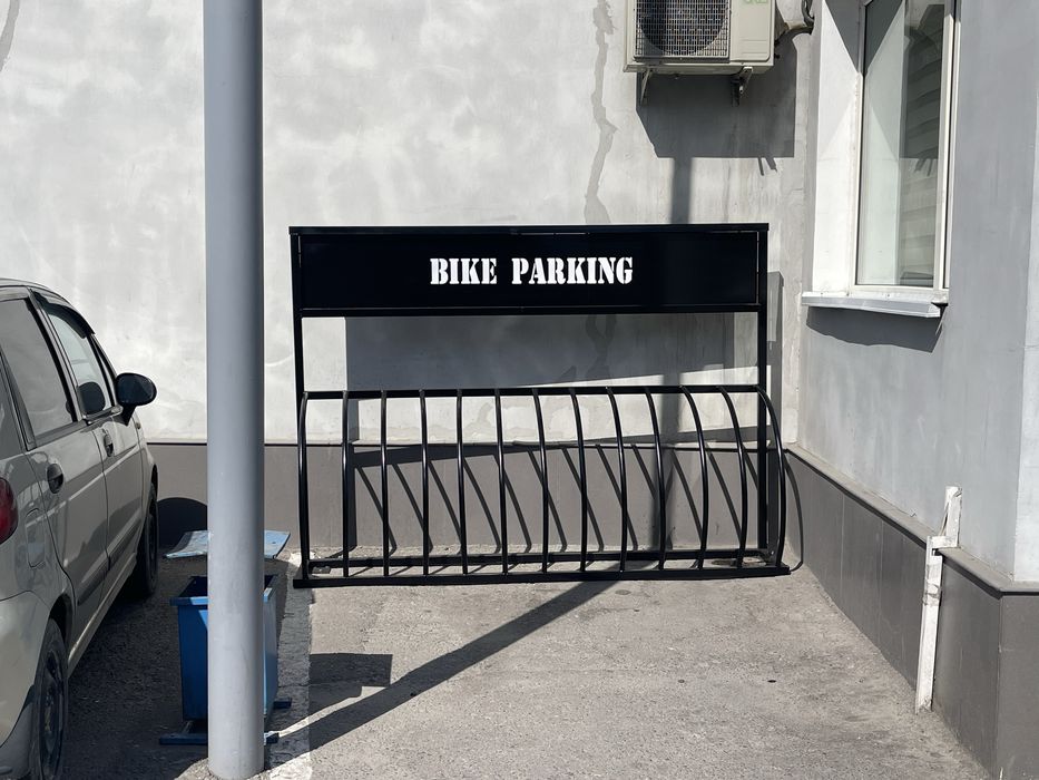 Velo parkovka skuter va velosipedlar uchun