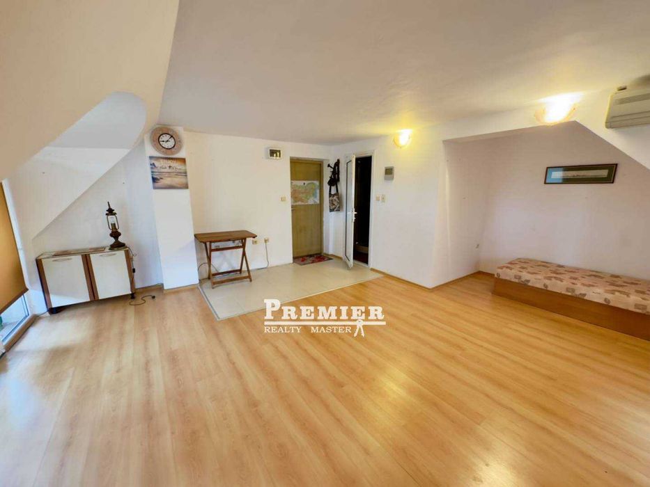 Продава се Едностаен апартамент в Несебър - 55 кв.м за 1037 €/кв.м - Снимка #2