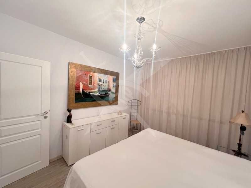 Продава се Тристаен апартамент в Поморие - 132 кв.м за 1508 €/кв.м - Снимка #4