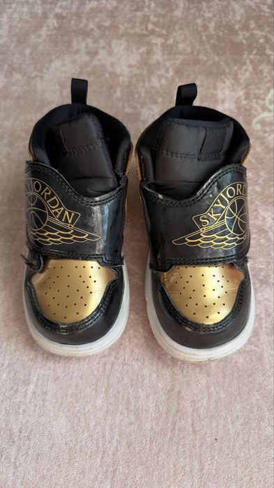 Детски обувки Nike Sky Jordan