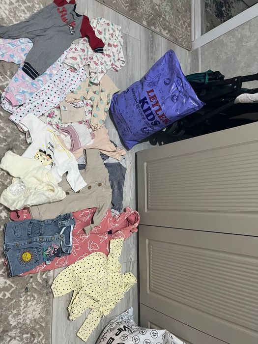 2 пакета детский вещей