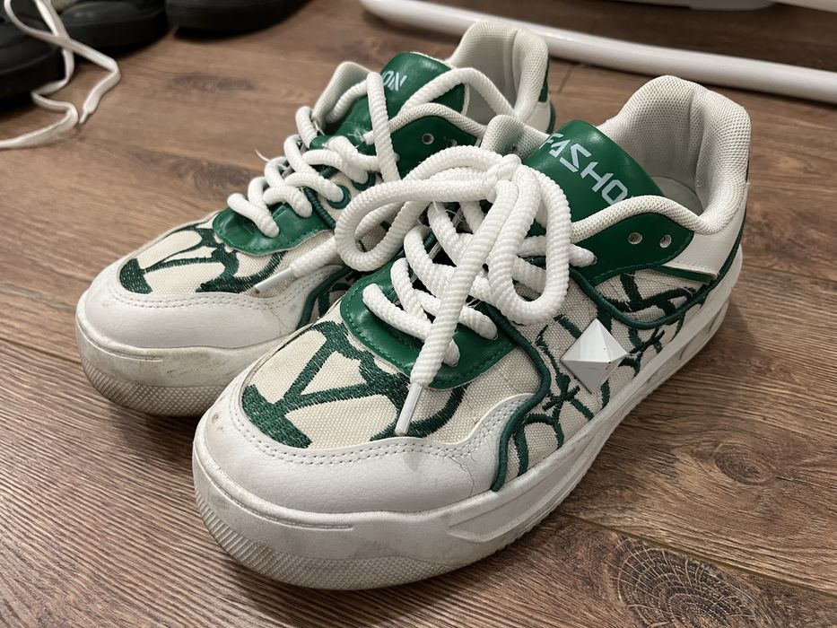 Маратонки/кецове + ПОДАРЪК чехли тип КРОКС