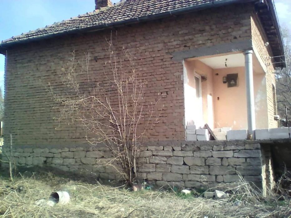 Къща на тихо и спокойно място