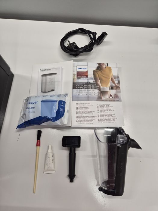Expresor cafea PHILIPS Seria 5000 LatteGo  IMPECBIL + Bonus: filtru Aquaclean sigilat