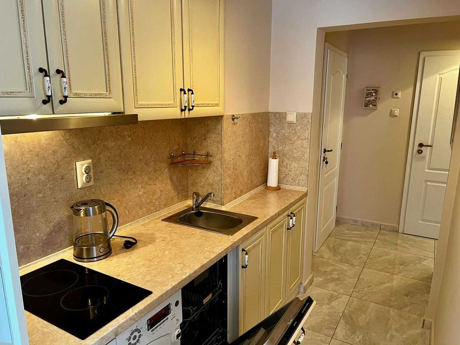 Продава се Тристаен апартамент в к.к. Слънчев бряг - 91 кв.м за 1418 €/кв.м - Снимка #5