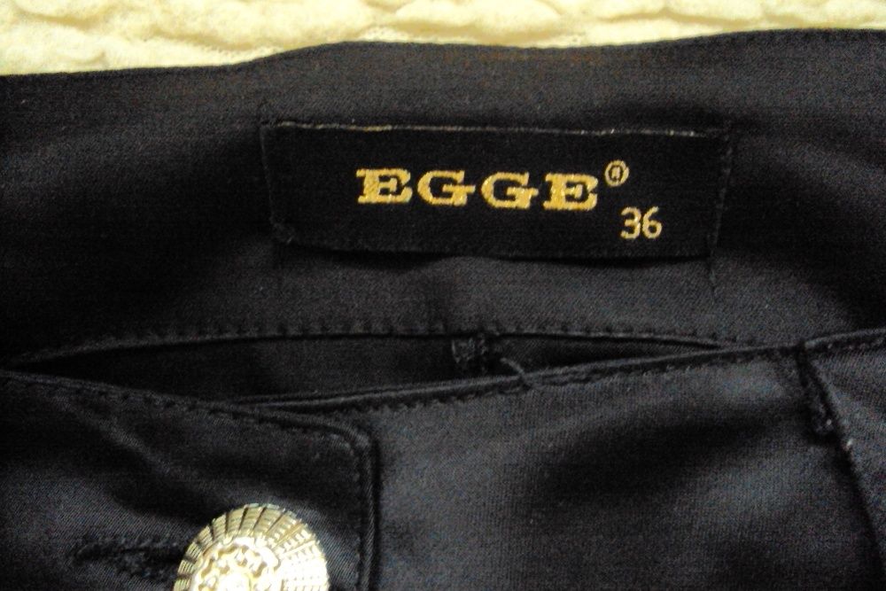 Брючки на 42-44 р-р