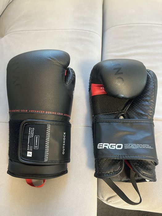 Боксови ръкавици Outshock 120 ergo