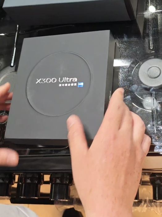 Vivo X300 Ultra  Гарантия+I