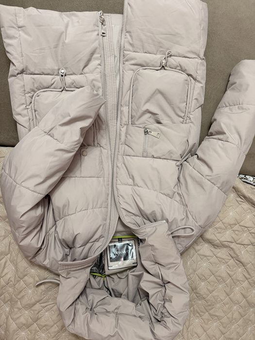 женская куртка зима 46р