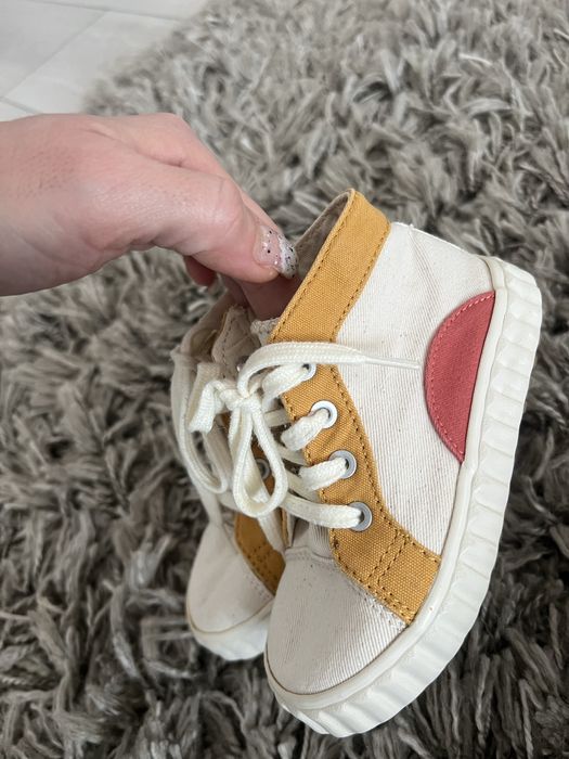Papuci tenisi zara marimea 23