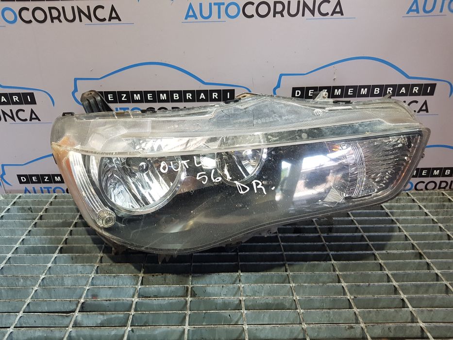 Десен фар Mitsubishi Outlander Facelift 2009 - 2012 SUV 5 в