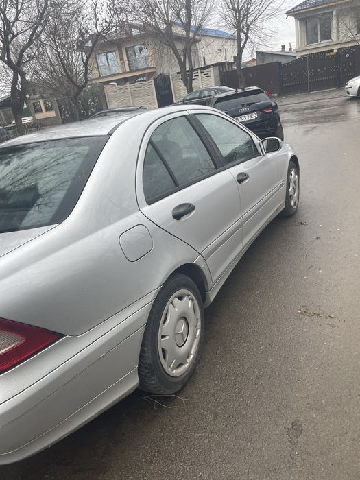 Vand Mercedes Benz  C class 220 CDI automat